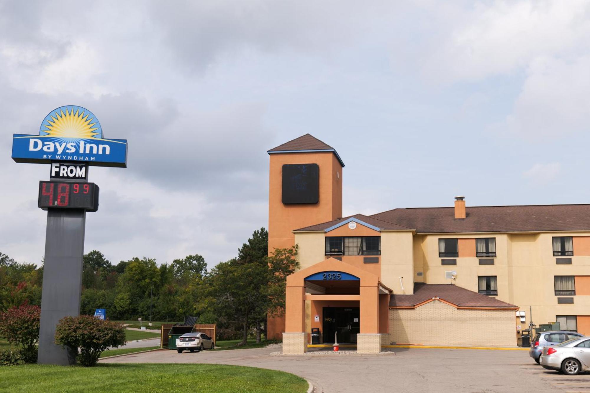 Days By Wyndham Flint/bishop International Airport Flint